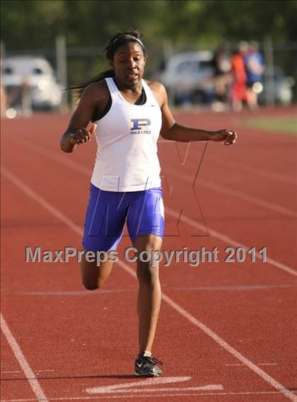 Thumbnail 1 in Texas Region II 16-5A District Meet photogallery.