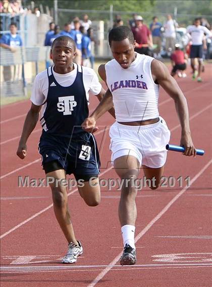 Thumbnail 2 in Texas Region II 16-5A District Meet photogallery.