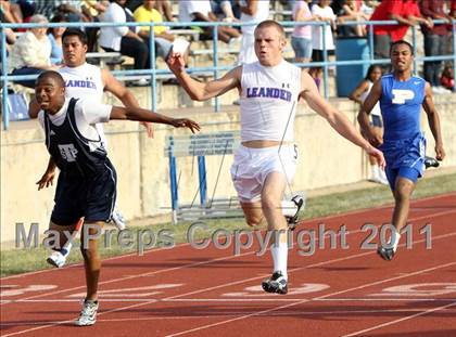 Thumbnail 2 in Texas Region II 16-5A District Meet photogallery.