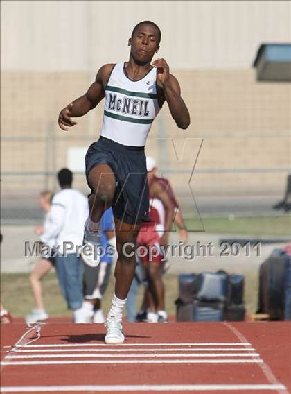Thumbnail 2 in Texas Region II 16-5A District Meet photogallery.