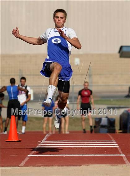 Thumbnail 2 in Texas Region II 16-5A District Meet photogallery.