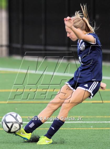 Thumbnail 1 in Freedom vs. Deer Valley photogallery.