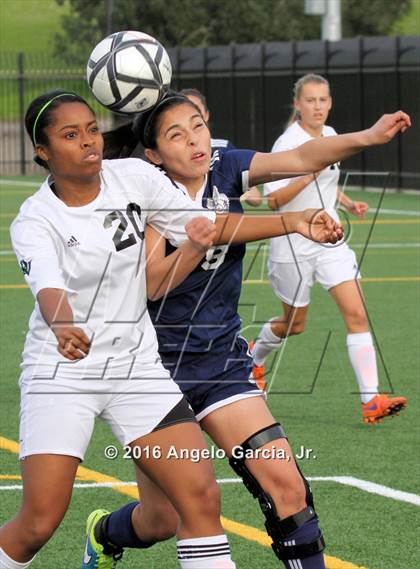 Thumbnail 1 in Freedom vs. Deer Valley photogallery.