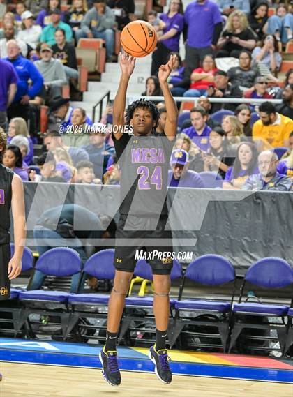 Thumbnail 2 in Brophy College Prep vs. Mesa  (AIA 6A Final) photogallery.