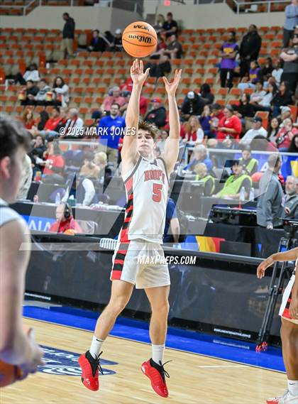 Thumbnail 3 in Brophy College Prep vs. Mesa  (AIA 6A Final) photogallery.