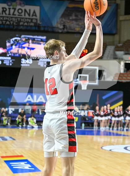 Thumbnail 2 in Brophy College Prep vs. Mesa  (AIA 6A Final) photogallery.