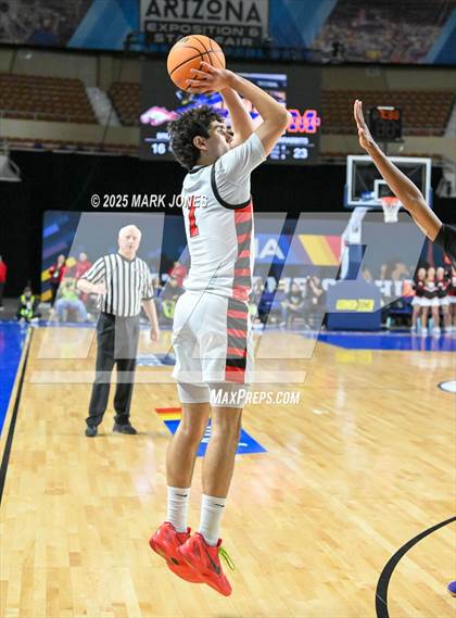 Thumbnail 3 in Brophy College Prep vs. Mesa  (AIA 6A Final) photogallery.