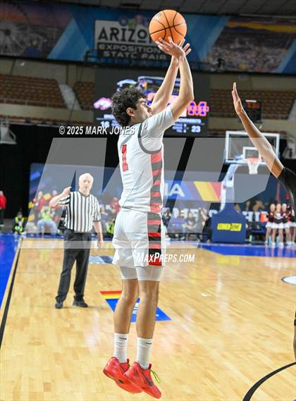 Thumbnail 1 in Brophy College Prep vs. Mesa  (AIA 6A Final) photogallery.