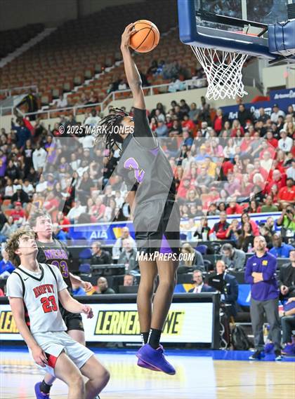 Thumbnail 1 in Brophy College Prep vs. Mesa  (AIA 6A Final) photogallery.