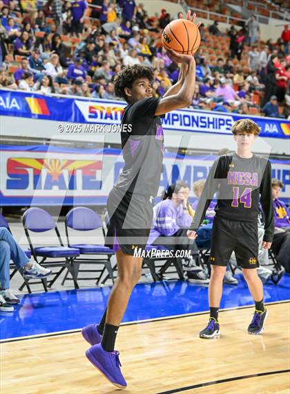 Thumbnail 2 in Brophy College Prep vs. Mesa  (AIA 6A Final) photogallery.