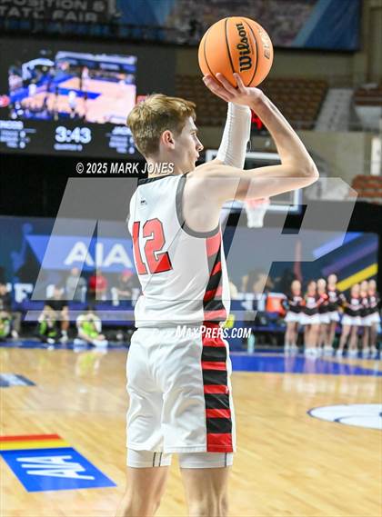Thumbnail 1 in Brophy College Prep vs. Mesa  (AIA 6A Final) photogallery.