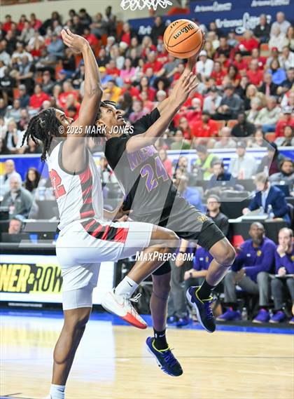 Thumbnail 1 in Brophy College Prep vs. Mesa  (AIA 6A Final) photogallery.
