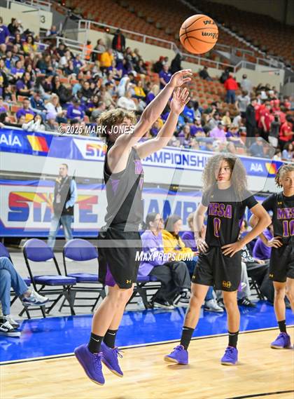 Thumbnail 2 in Brophy College Prep vs. Mesa  (AIA 6A Final) photogallery.