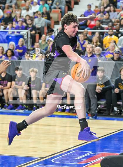Thumbnail 2 in Brophy College Prep vs. Mesa  (AIA 6A Final) photogallery.