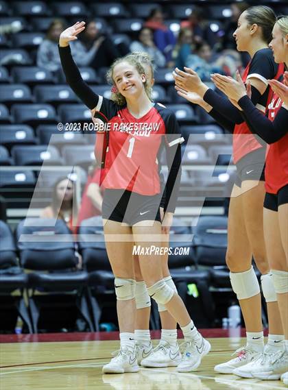 Thumbnail 3 in Randall vs. Salado (UIL 4A Volleyball Semifinal) photogallery.