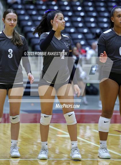Thumbnail 2 in Randall vs. Salado (UIL 4A Volleyball Semifinal) photogallery.
