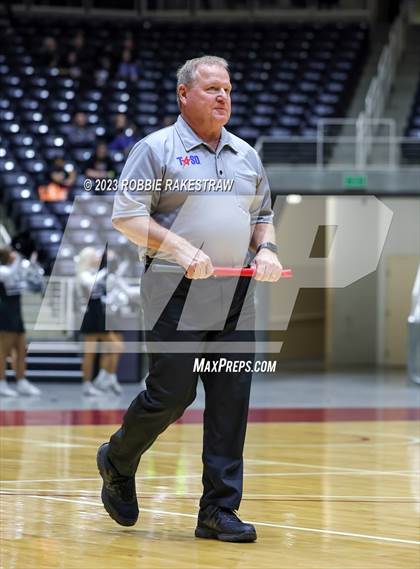 Thumbnail 3 in Randall vs. Salado (UIL 4A Volleyball Semifinal) photogallery.