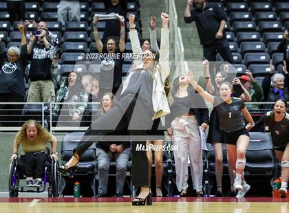 Thumbnail 2 in Randall vs. Salado (UIL 4A Volleyball Semifinal) photogallery.