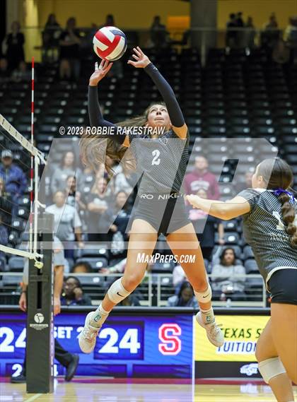 Thumbnail 3 in Randall vs. Salado (UIL 4A Volleyball Semifinal) photogallery.
