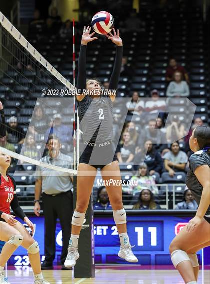 Thumbnail 3 in Randall vs. Salado (UIL 4A Volleyball Semifinal) photogallery.