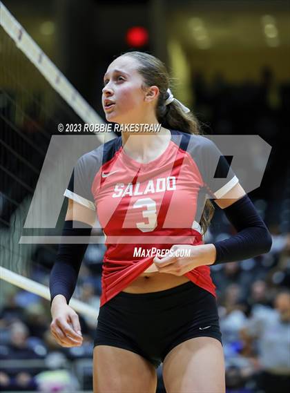 Thumbnail 2 in Randall vs. Salado (UIL 4A Volleyball Semifinal) photogallery.