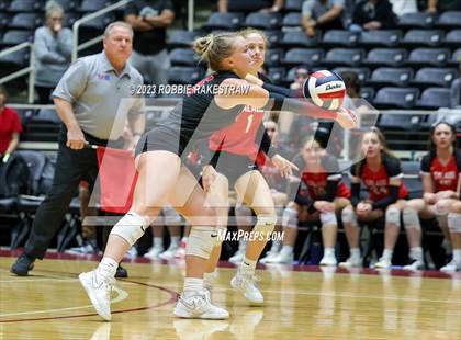 Thumbnail 2 in Randall vs. Salado (UIL 4A Volleyball Semifinal) photogallery.