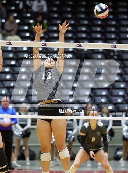 Thumbnail 3 in Randall vs. Salado (UIL 4A Volleyball Semifinal) photogallery.