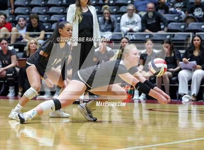 Thumbnail 2 in Randall vs. Salado (UIL 4A Volleyball Semifinal) photogallery.