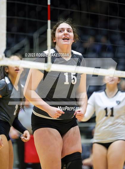 Thumbnail 3 in Randall vs. Salado (UIL 4A Volleyball Semifinal) photogallery.