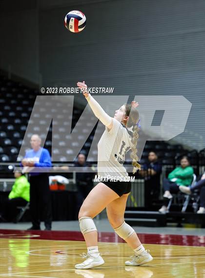 Thumbnail 3 in Randall vs. Salado (UIL 4A Volleyball Semifinal) photogallery.
