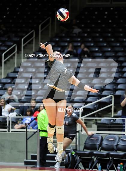 Thumbnail 3 in Randall vs. Salado (UIL 4A Volleyball Semifinal) photogallery.