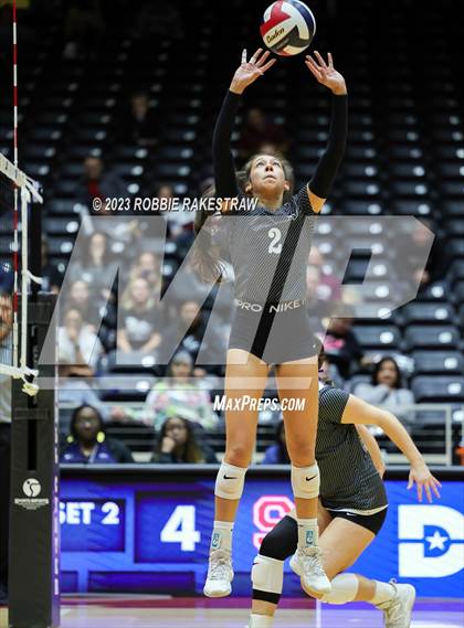 Thumbnail 3 in Randall vs. Salado (UIL 4A Volleyball Semifinal) photogallery.