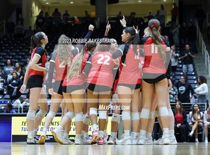 Thumbnail 2 in Randall vs. Salado (UIL 4A Volleyball Semifinal) photogallery.