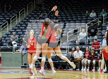 Thumbnail 1 in Randall vs. Salado (UIL 4A Volleyball Semifinal) photogallery.