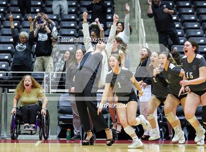 Thumbnail 3 in Randall vs. Salado (UIL 4A Volleyball Semifinal) photogallery.
