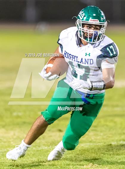 Thumbnail 1 in Highland @ Shafter photogallery.