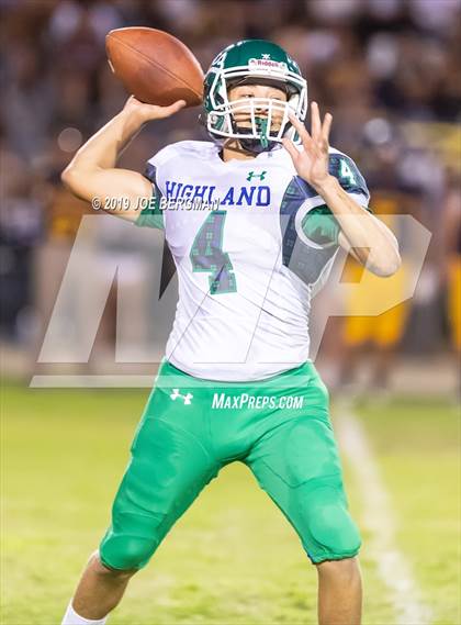 Thumbnail 3 in Highland @ Shafter photogallery.