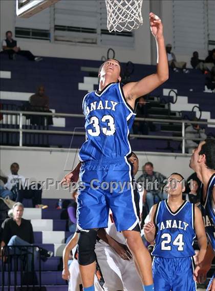 Thumbnail 2 in Analy vs. Foothill (St. Hope Elite Classic) photogallery.