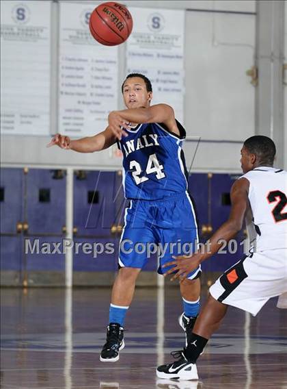 Thumbnail 1 in Analy vs. Foothill (St. Hope Elite Classic) photogallery.