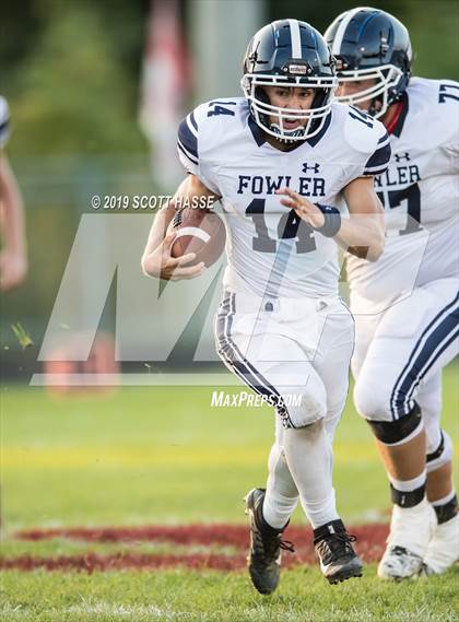 Thumbnail 2 in Laingsburg vs. Fowler photogallery.