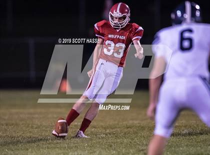 Thumbnail 2 in Laingsburg vs. Fowler photogallery.