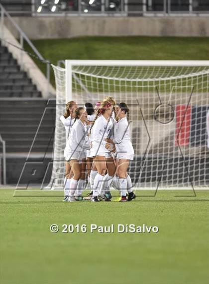 Thumbnail 2 in Mountain Vista vs. Grandview (CHSAA 5A Final) photogallery.
