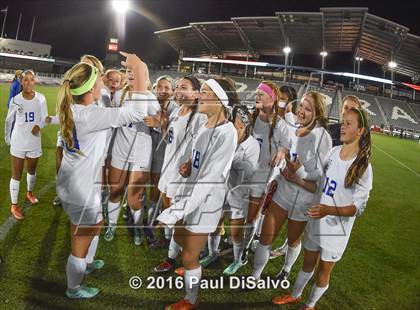 Thumbnail 3 in Mountain Vista vs. Grandview (CHSAA 5A Final) photogallery.