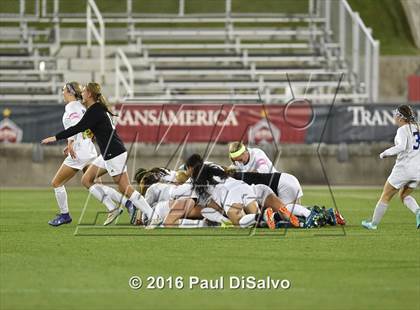 Thumbnail 3 in Mountain Vista vs. Grandview (CHSAA 5A Final) photogallery.