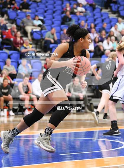 Thumbnail 3 in Box Elder vs. Highland (UHSAA 5A First Round) photogallery.