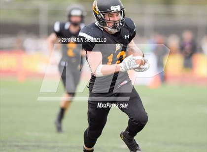 Thumbnail 2 in Thatcher vs. Round Valley (AIA Division 2A Final)  photogallery.