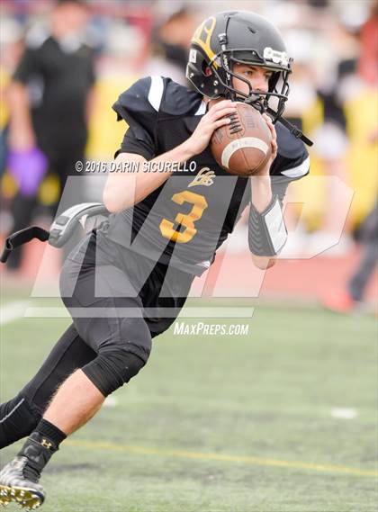 Thumbnail 1 in Thatcher vs. Round Valley (AIA Division 2A Final)  photogallery.