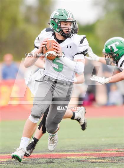 Thumbnail 2 in Thatcher vs. Round Valley (AIA Division 2A Final)  photogallery.
