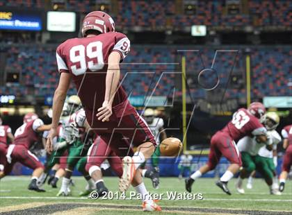 Thumbnail 3 in Destrehan vs. Acadiana (LHSAA Class 5A Final) photogallery.