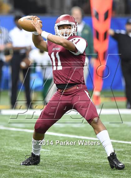 Thumbnail 2 in Destrehan vs. Acadiana (LHSAA Class 5A Final) photogallery.